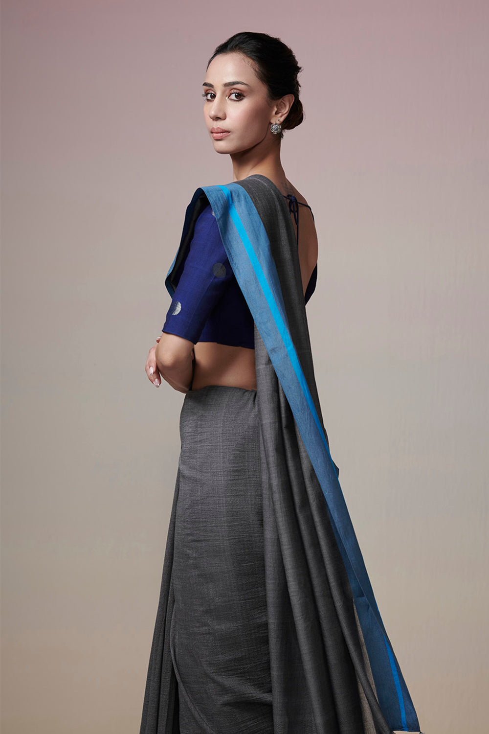 Shipra Dressfolk