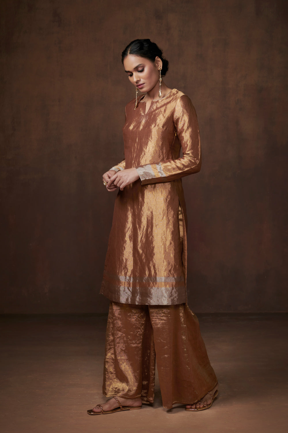 Chandra Dressfolk