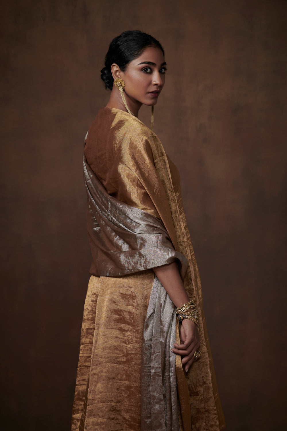 Roshni Dressfolk