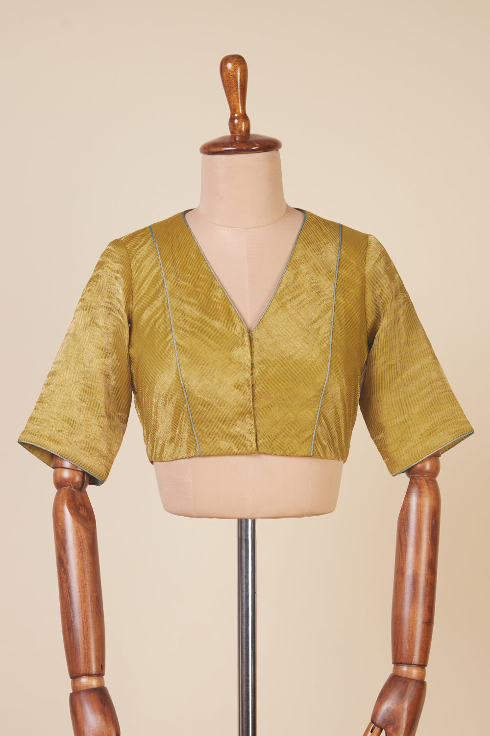 Charvi Dressfolk